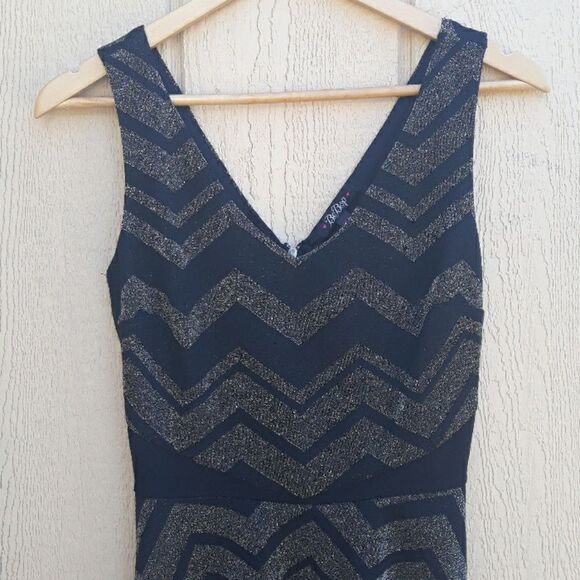 BeBop Dress Fit Flare Mini Metallic Gold Zigzag - Picture 2 of 8